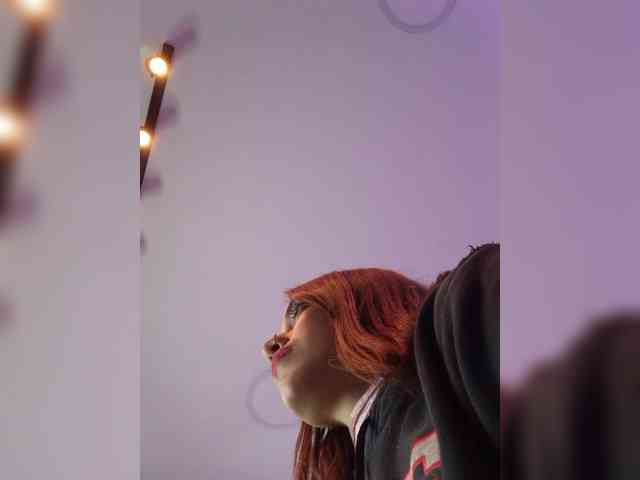 CloeBonet Live Webcam on BongaCams