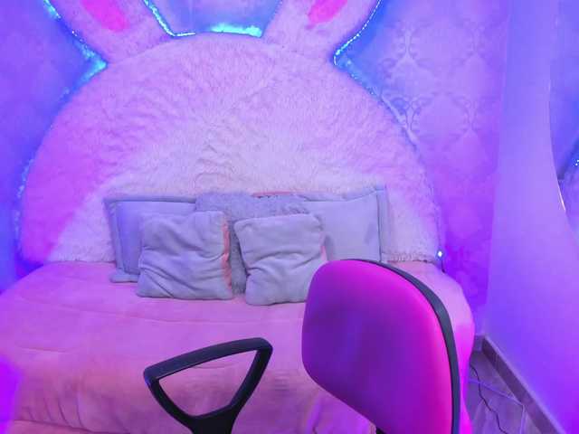 Valentina-clk's BongaCams show and profile