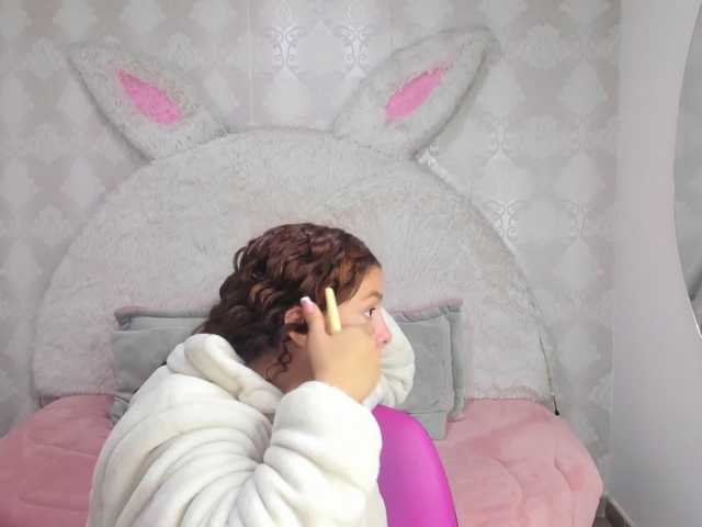 Valentina-clk's BongaCams show and profile