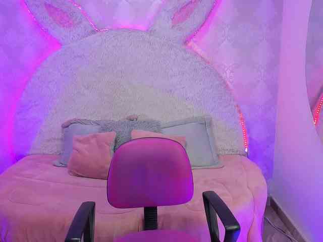 Valentina-clk webcam