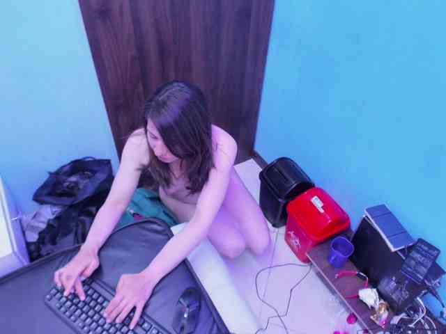 KylieBloom Live Webcam on BongaCams