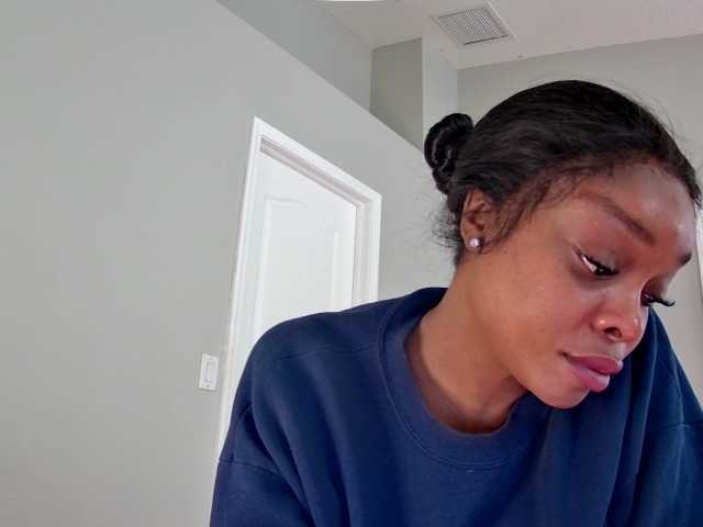 Ataliahh's BongaCams show and profile