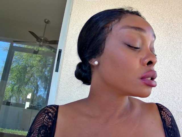 Ataliahh's BongaCams show and profile