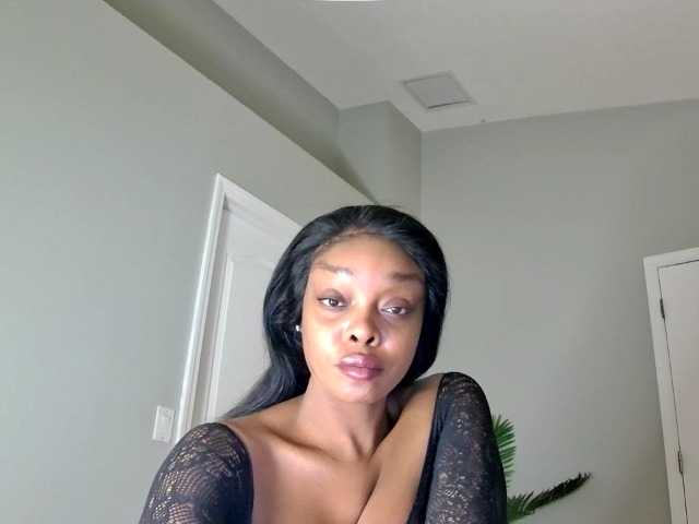 Ataliahh's BongaCams show and profile