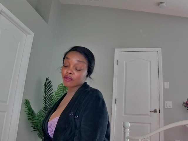 Ataliahh's BongaCams show and profile