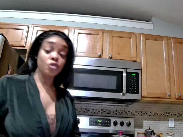 Ataliahh's BongaCams show and profile