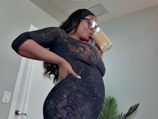Ataliahh's BongaCams show and profile
