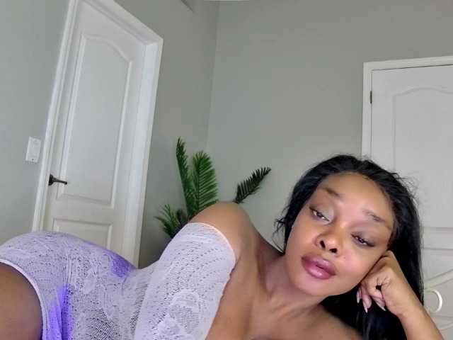 Ataliahh's BongaCams show and profile
