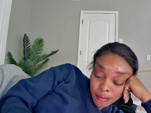 Ataliahh's BongaCams show and profile