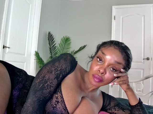 Ataliahh's BongaCams show and profile