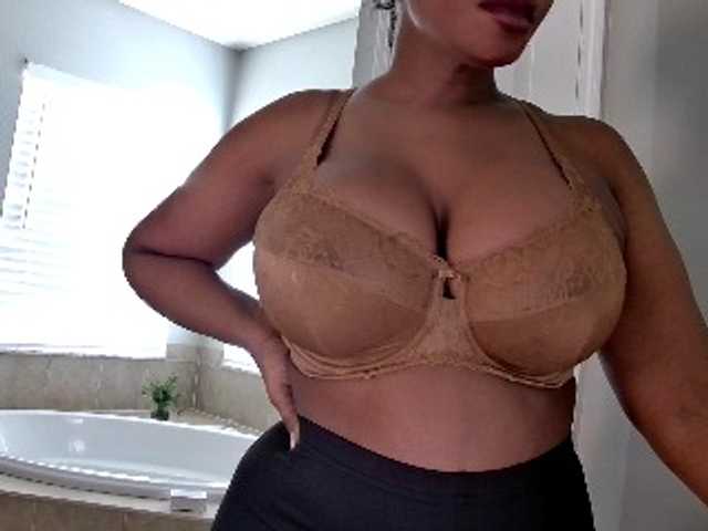 Ataliahh's BongaCams show and profile