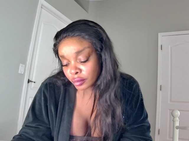 Ataliahh's BongaCams show and profile