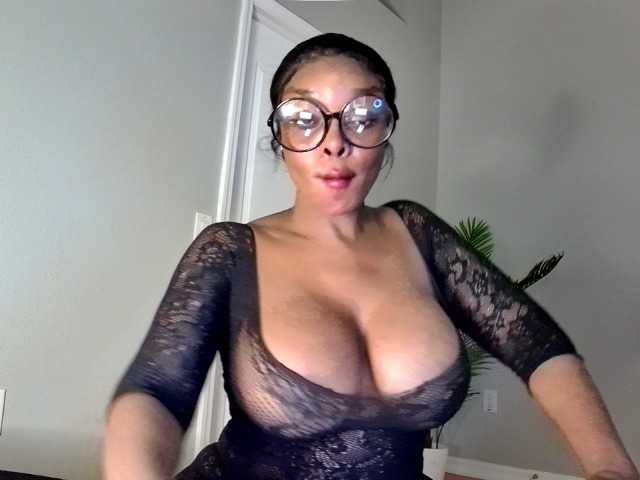 Ataliahh's BongaCams show and profile