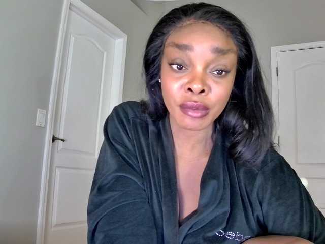 Ataliahh's BongaCams show and profile