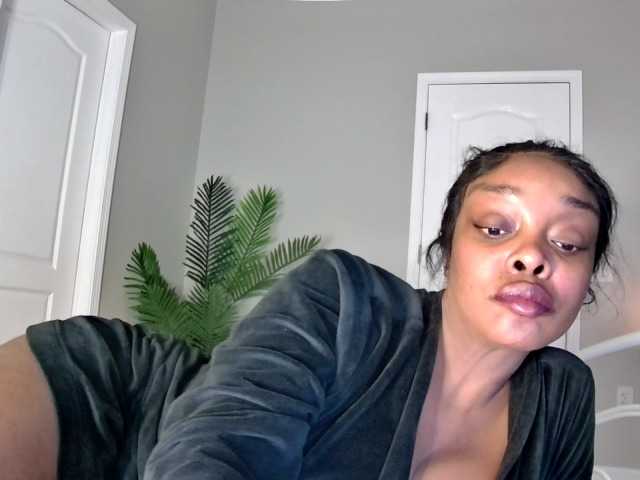 Ataliahh's BongaCams show and profile