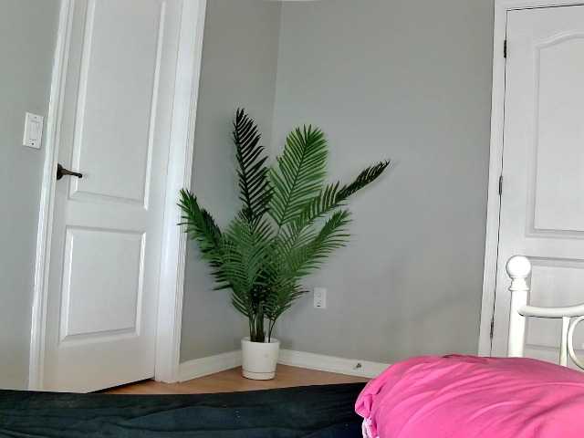 Ataliahh's BongaCams show and profile