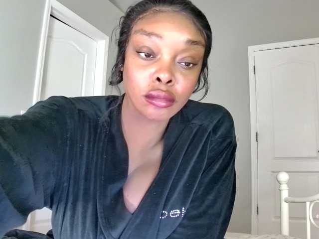 Ataliahh – webcam model profile photo