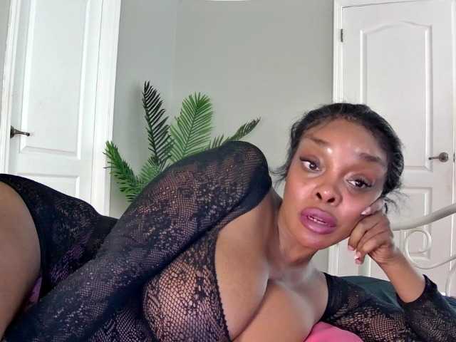 Ataliahh's BongaCams show and profile