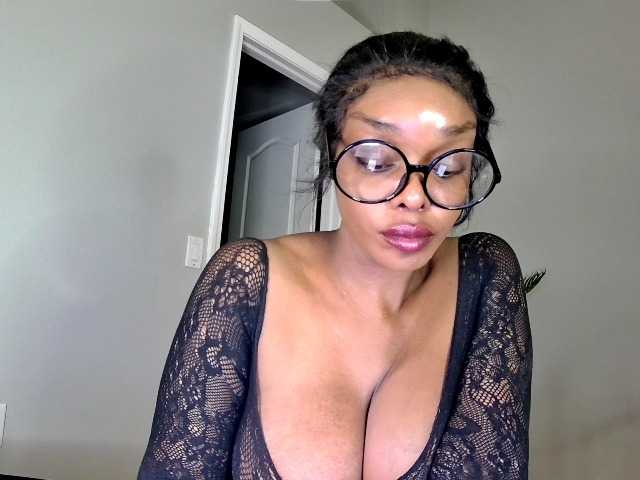 Ataliahh's BongaCams show and profile