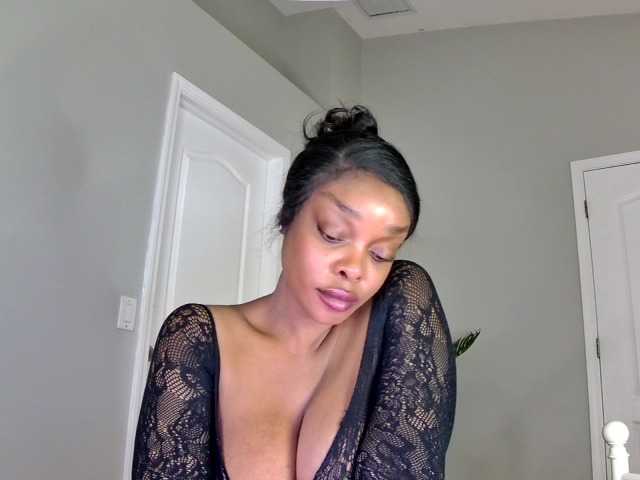 Ataliahh's BongaCams show and profile