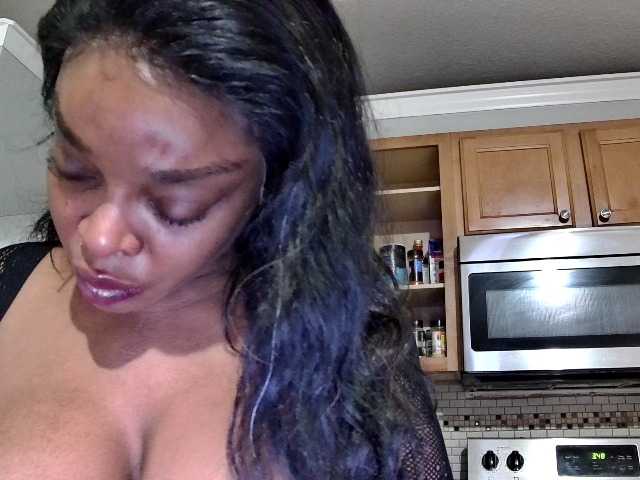 Ataliahh's BongaCams show and profile