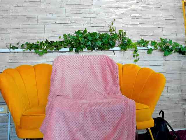 SerennaNoir SerennaNoir