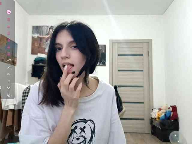 CleoraSlomkowski webcam