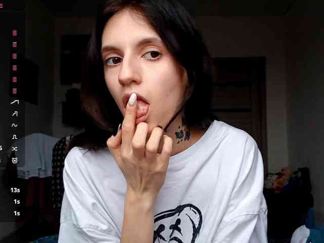 CleoraSlomkowski webcam