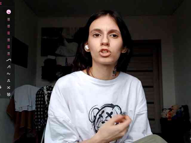 CleoraSlomkowski webcam