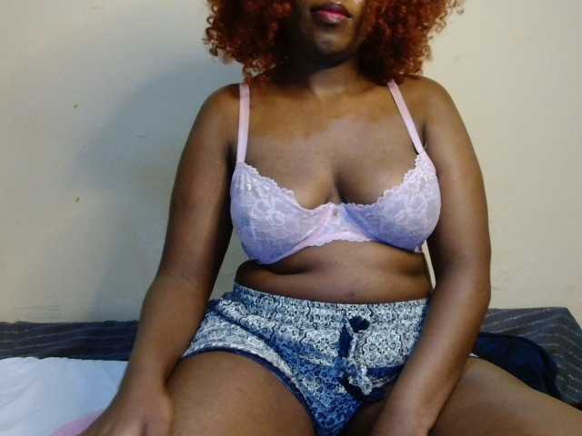 SexyDee-1's BongaCams show and profile