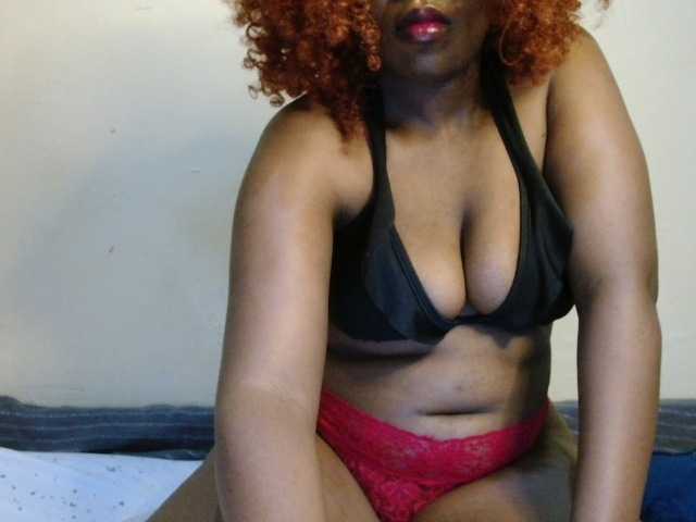 SexyDee-1's BongaCams show and profile