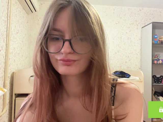 HaroldBohr's BongaCams show and profile