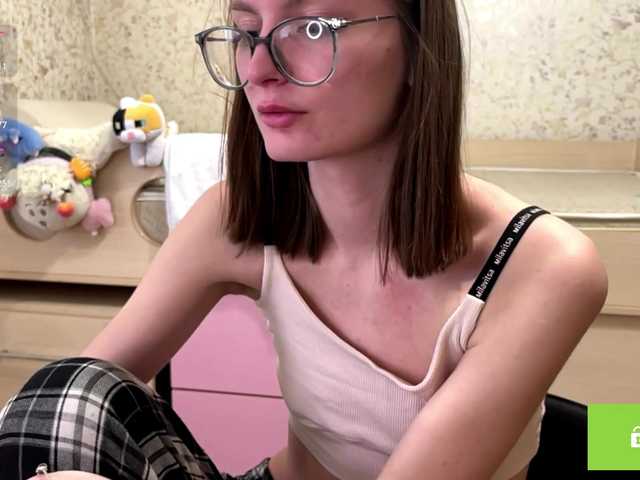 HaroldBohr's BongaCams show and profile