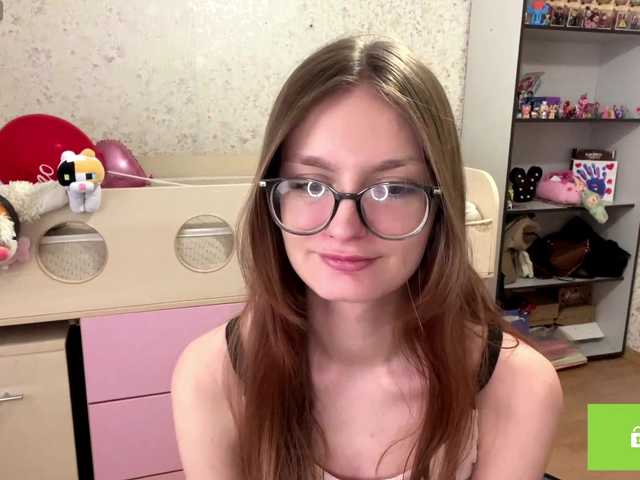 HaroldBohr's BongaCams show and profile