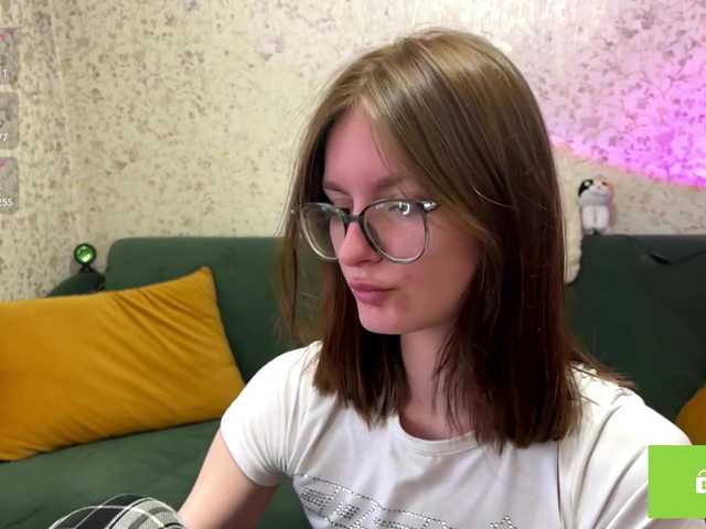 HaroldBohr's BongaCams show and profile