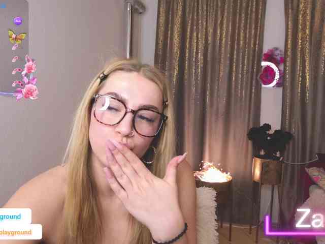 ZarasPlayground webcam