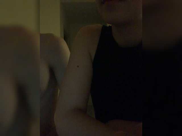 SEX-EDUCATION – webcam model profile photo