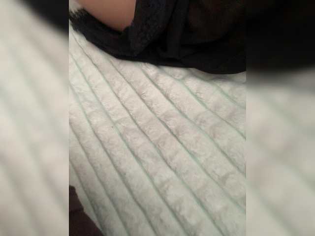 SEX-EDUCATION – webcam model profile photo