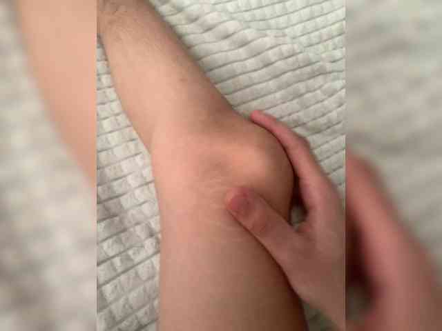 SEX-EDUCATION Live Webcam on BongaCams