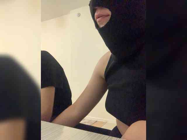 SEX-EDUCATION webcam