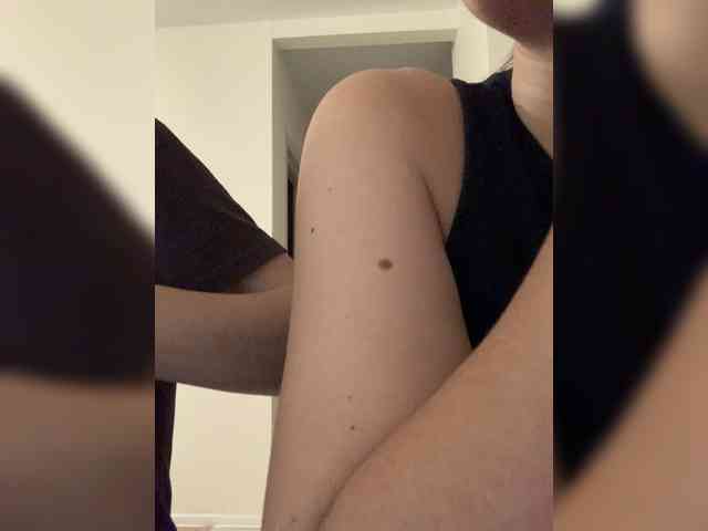 SEX-EDUCATION webcam