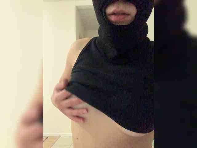 SEX-EDUCATION webcam