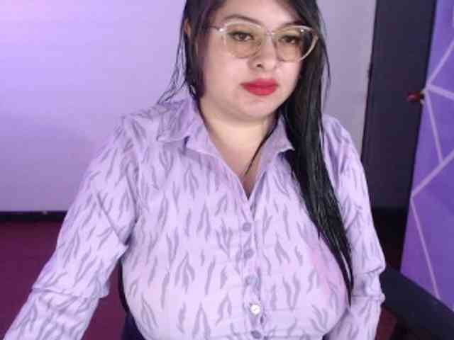 MiaaJoness MiaaJoness