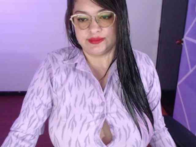 MiaaJoness MiaaJoness