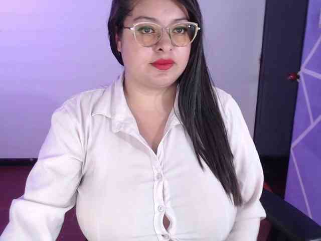 MiaaJoness MiaaJoness