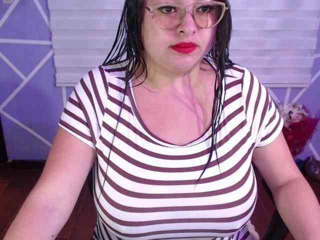 MiaaJoness MiaaJoness