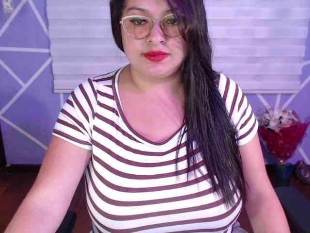 MiaaJoness MiaaJoness