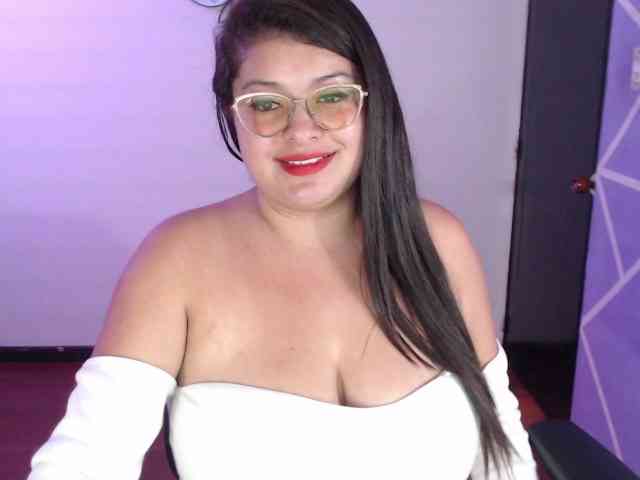 MiaaJoness MiaaJoness