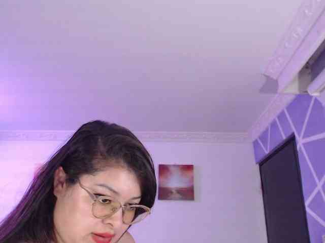 MiaaJoness MiaaJoness