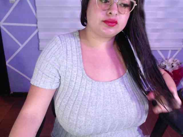 MiaaJoness MiaaJoness